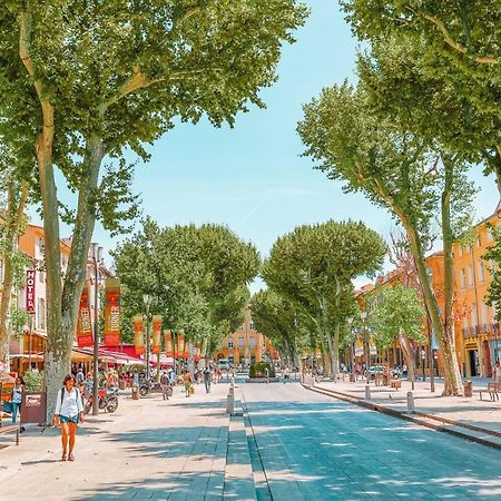 Logement Prive, Spacieux Et Moderne, Situe Entre Le Luberon, La Cote Marseillaise, La Provence Et Ses Richesses. Pertuis Dış mekan fotoğraf